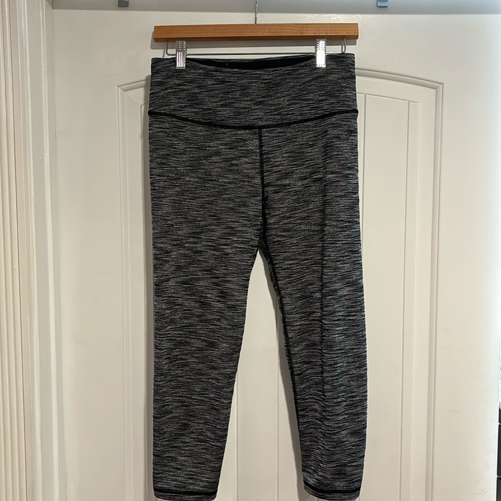 Knockout capri Pant by VS Sport